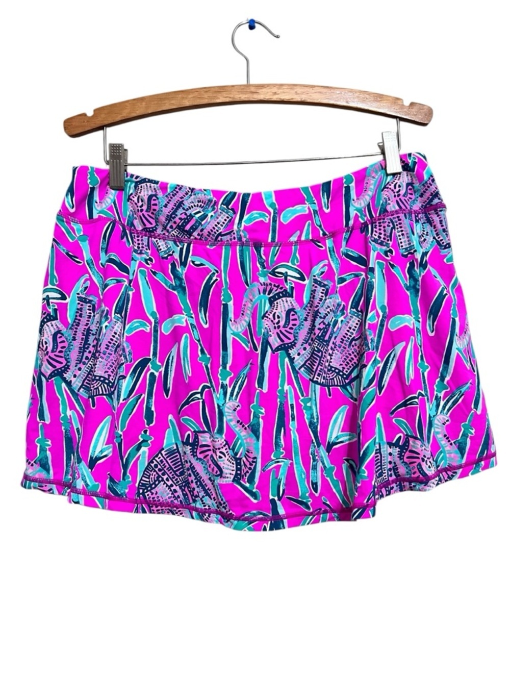 Lilly Pulitzer UPF 50+ Luxletic Aila Skort in elephant and bamboo print - Picture 2 of 9